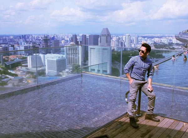 Bằng Kiều 'chuẩn men' ở Singapore sau đồn thổi về 'tình mới' - ảnh 2